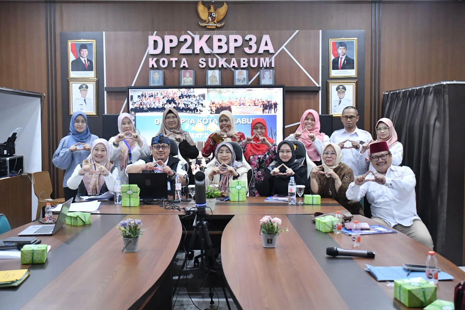 Ketua TP PKK dan Ketua Dharma Wanita Hadiri Rapat Koordinasi Pembentukan GOW Kota Sukabumi